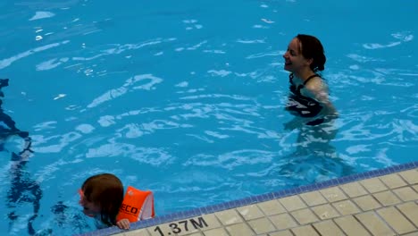 Mother-and-Daughter-in-the-Pool-3