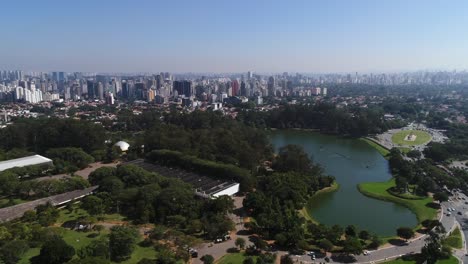 Vista-aérea-de-Ibirapuera,-Sao-Paulo,-Brasil