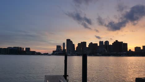 Lapso-de-tiempo-de-puesta-de-sol-de-Boston-Centro-de-inundaciones-plataforma