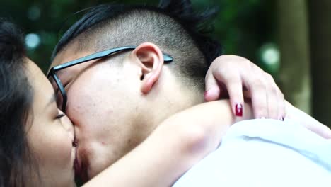 Romantic-Asian-Couple