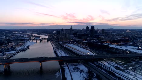 Saint-Paul,-MN-Skyline---Sunset---Aerial-Cinematic