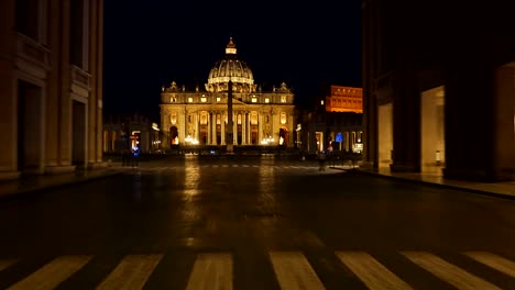 caminando-a-la-Basílica-de-San-Pedro-en-la-noche-motion-timelapse-hyperlapse