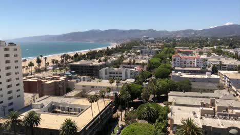 Santa-Monica-views-in-California