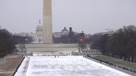 Mall-in-Washington-DC-at-winter