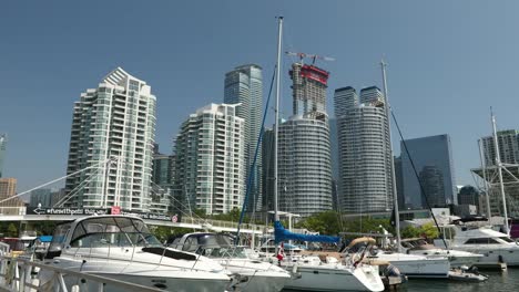 Vista-del-centro-de-la-ciudad-de-Toronto-Ontario-Canada