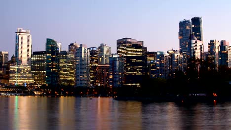 Timelapse-de-día-a-noche-en-Vancouver,-Columbia-Británica