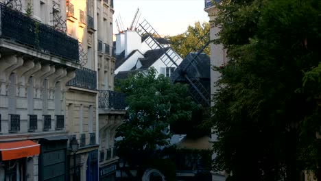 Die-Windmühlen-von-Paris