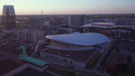 Time-lapse-of-downtown,-Nashville,-TN