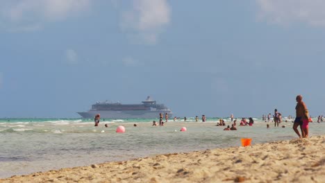 Usa-summer-day-miami-beach-life-liner-ship-ride-4k-florida