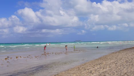 Vereinigte-Staaten-Sommertag-Miami-Süden-Strand-runde-Veranstaltungsraum-\"-panorama\"--4-k,-Florida