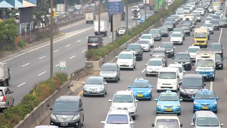 Autobahn-in-Jakarta