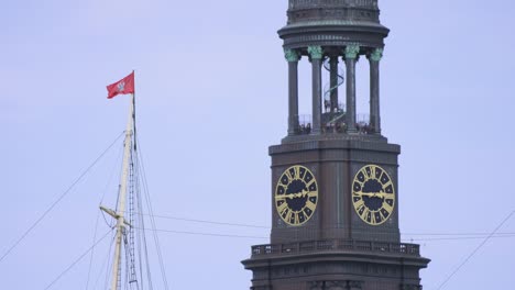 St.-Michaelis-Kirche-und-Glockenturm