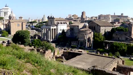 Vista-sobre-las-ruinas-del-Forum-romano