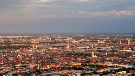 Vista-aérea-de-la-ciudad-de-Munich.-Munich,-Baviera,-Alemania