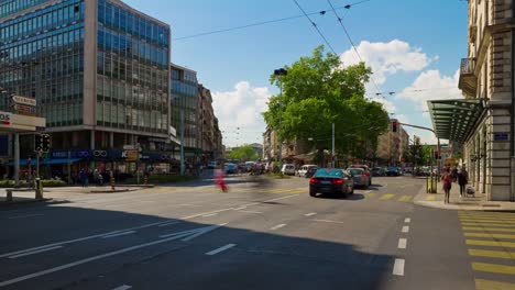 der-Schweiz-Sonnentag-Genf-Stadtbild-Verkehr-Straße-Panorama-4k-Zeitraffer