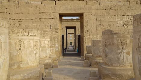 Tempel-von-Medinet-Habu.-Ägypten,-Luxor.