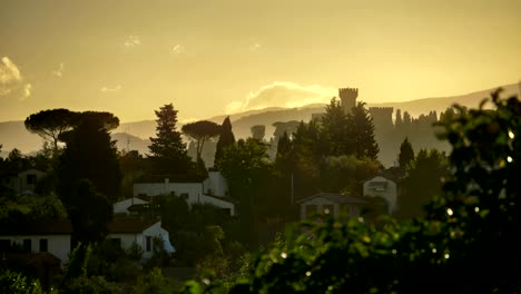 Schönen-Morgen-in-Florenz-und-seine-atemberaubende-Landschaft-des-Landes-Seite.