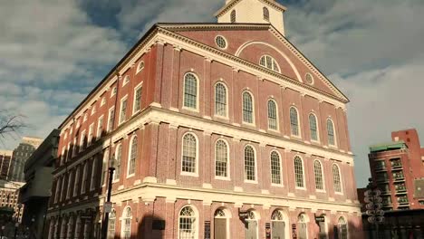 Faneuil-Hall-auf-dem-Freiweg-in-Boston-USA