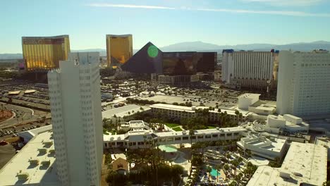 Vista-aérea-de-un-paisaje-de-la-ciudad-de-Las-Vegas-Strip