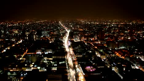 Los-edificios-de-la-ciudad-de-México-durante-las-demás-horas-(Time-Lapse