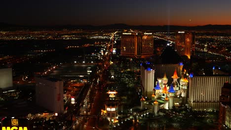 Vista-aérea-de-las-Vegas,-Nevada-del-Strip-de-Las-Vegas-de-noche