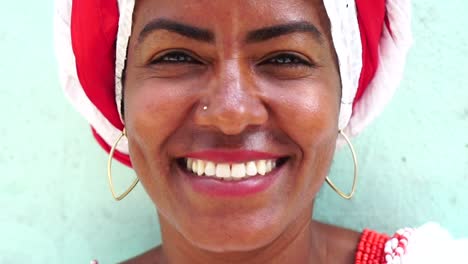 Mujer-brasileña-de-origen-africano,-Bahia,-Brasil