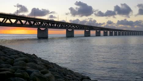 Oresundsbron-at-sunset.