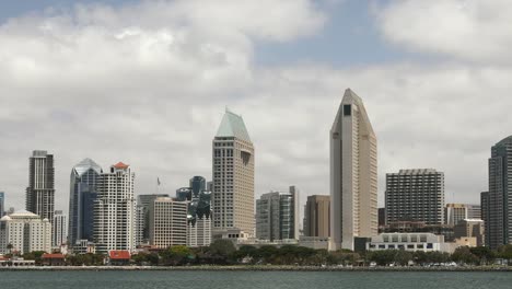 Horizonte-del-centro-de-San-Diego-California-Estados-Unidos