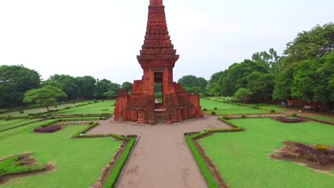 Bajang-Ratu-in-Mojokerto,-Indonesia