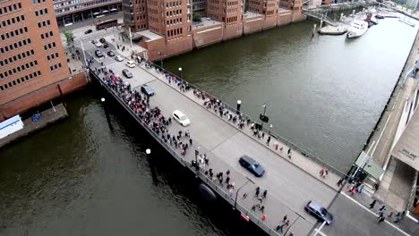 Lift-bridge,-Mahatma-Gandhi-Bridge,-HafenCity,-Hamburg,-Lifting-Bridge,-Bascule-Bridge,-4K