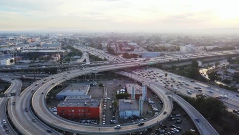 Downtown-Los-Angeles-bei-Sonnenuntergang-02