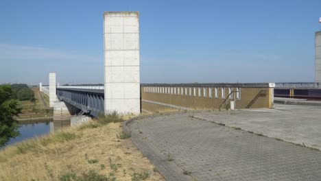 Puente-de-agua-Magdeburg.-Famosa-Wasserstrasenkreuz