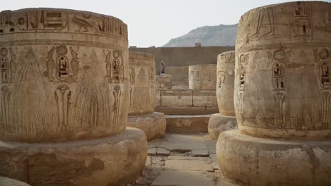 Tempel-von-Medinet-Habu.-Ägypten,-Luxor.