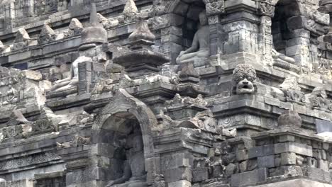 Borobudur-oder-Barabudur-ist-ein-9.-Jahrhundert-Mahayana-buddhistische-Tempel-in-Magelang,-Java,-Indonesien