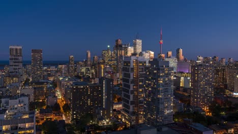 Tag-zur-Nacht-City-Skyline-Timelapse-Toronto-Kanada