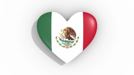 Heart-in-colors-flag-of-Mexico-pulses,-loop