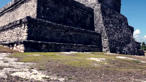 Ruinas-mayas-de-Stone-Monolith-en-primer-plano