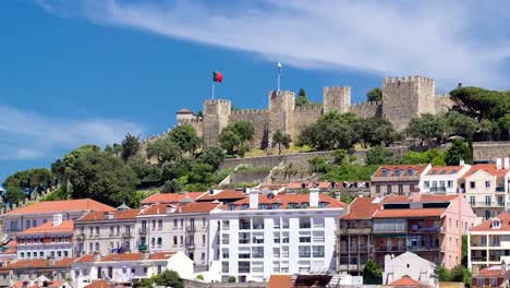 Lisbon-fortress-of-Saint-George-view,-Portugal-Castelo-de-Sao-Jorge,-timelapse