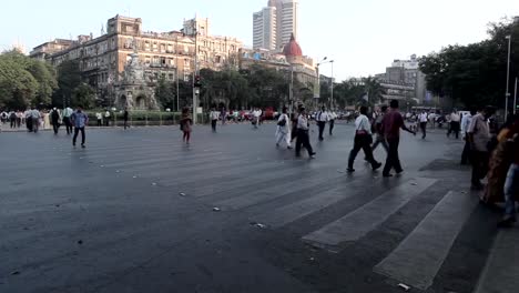 Indians-auf-den-Straßen-von-Mumbai,-Indien.