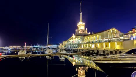 Marine-station-in-Sotschi-timelapse-hyperlapse-bei-Nacht