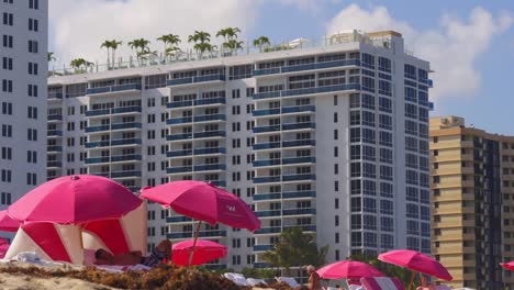 Usa-summer-day-miami-south-beach-luxury-hotel-umbrellas-4k