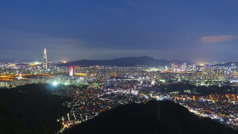 Ciudad-de-Seúl-y-Torre-de-Lotte,-Corea-del-sur.-Lapso-de-tiempo-4k