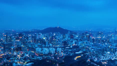 Time-lapse-Cityscape-of-Seoul-with-Seoul-tower,-South-Korea.