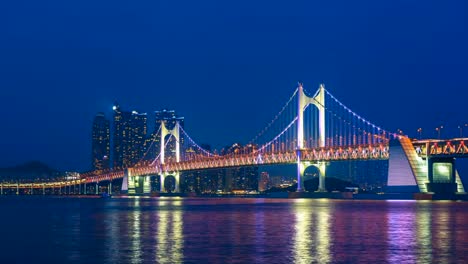 Zeitraffer-der-Gwangan-Brücke-in-Busan,-Korea