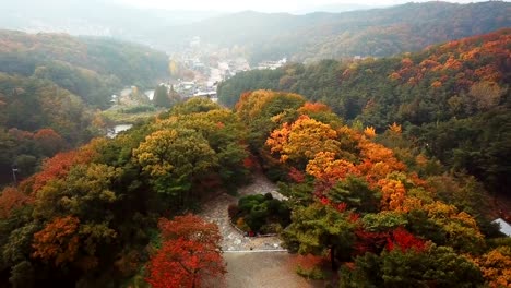 Aerial-view-autumn-of-Moutain-in-Seoul,South-Korea