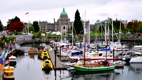 Victoria-Inner-Harbour-and-British-Columbia-,Canada