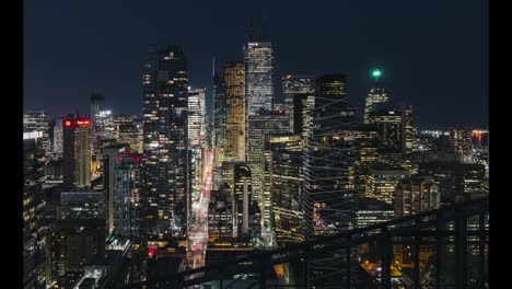 Moderne-Stadt-Verkehr-Nacht-Skyline