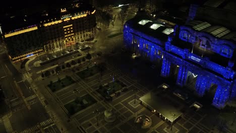 Aerial-drone-footage-of-Duomo-in-Milan-night