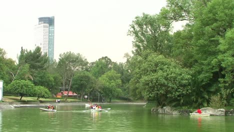 Botes-en-el-lago