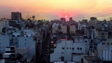 Puesta-de-sol-en-Buenos-Aires,-Argentina.